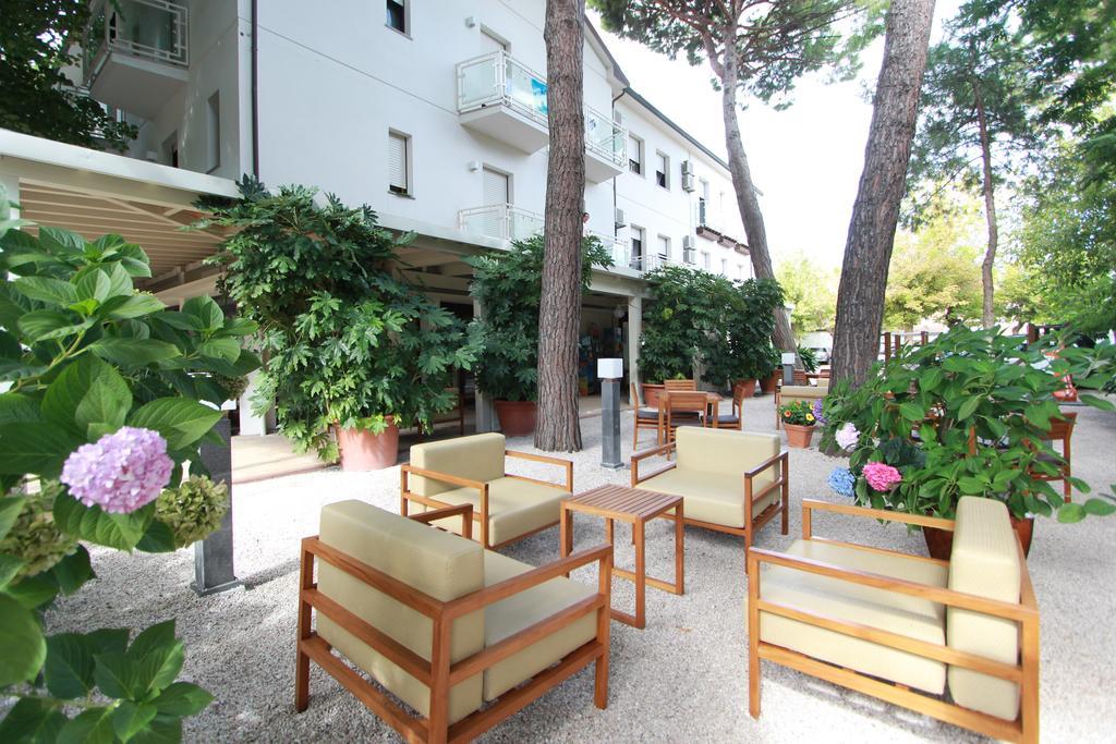 Hotel Trieste Cervia Eksteriør bilde